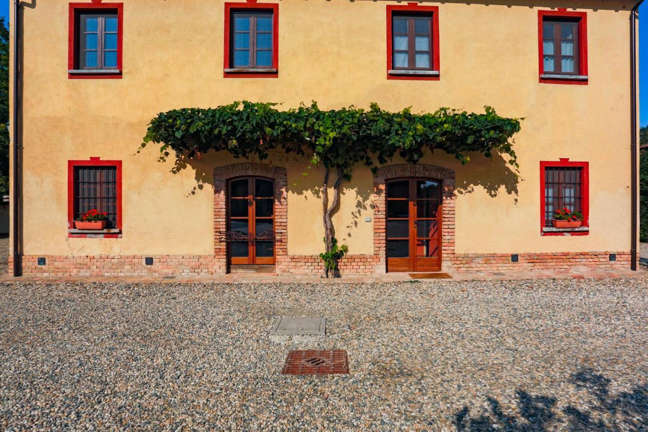 Agriturismo Le Corti Della Gualdana Villa Voghera Exterior photo